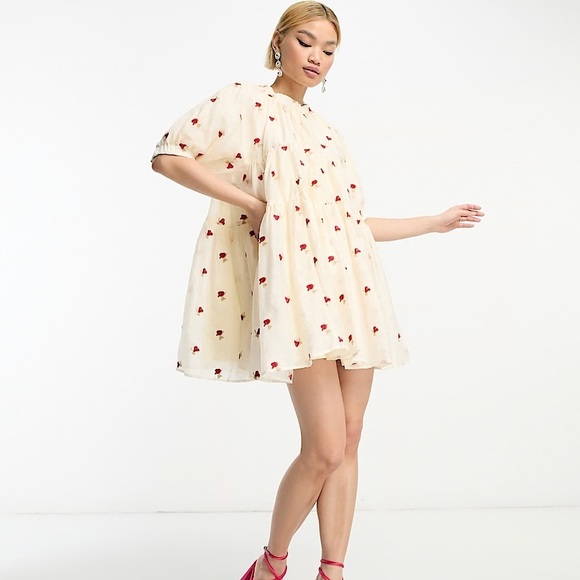 Sister Jane Prairie Rose Embroidered Tiered Puff Sleeve Mini Dress Cream Medium - Picture 1 of 9